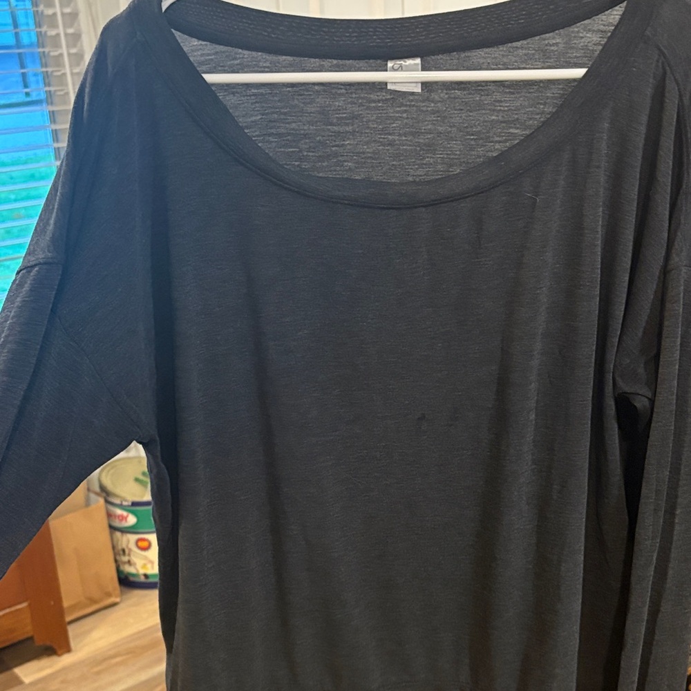 GapFit Breathe Large Black Women's Top